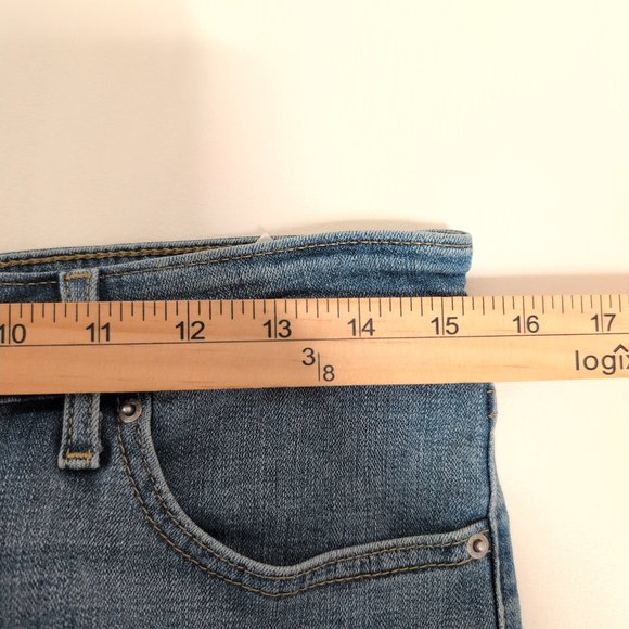 Levi's 711 Skinny Jeans - Women's Size 30 Light Blue - Picture 9 of 10